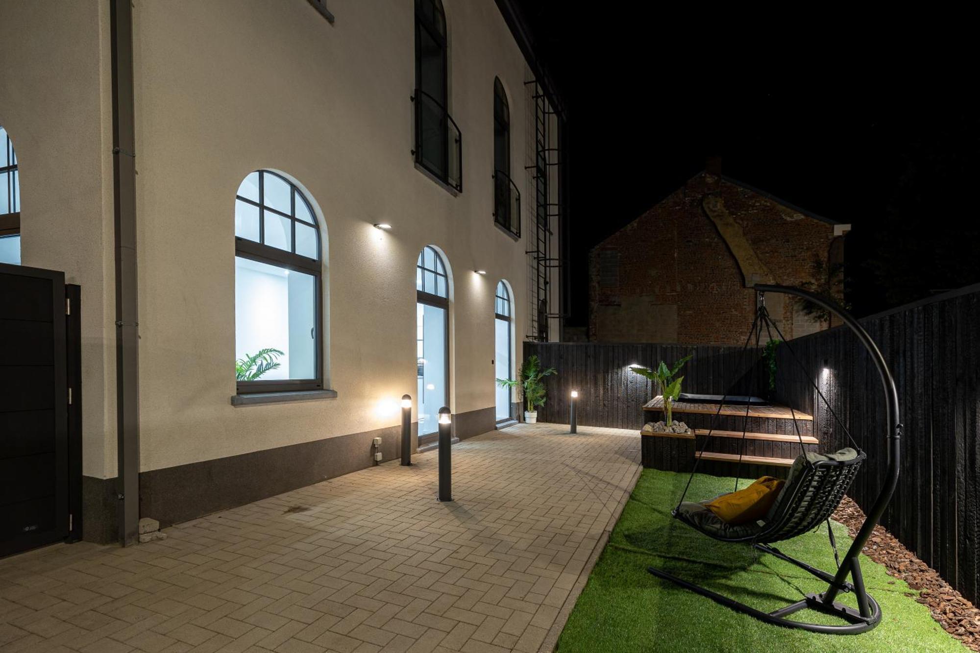 White Castle - Charleroi Airport B&B 외부 사진